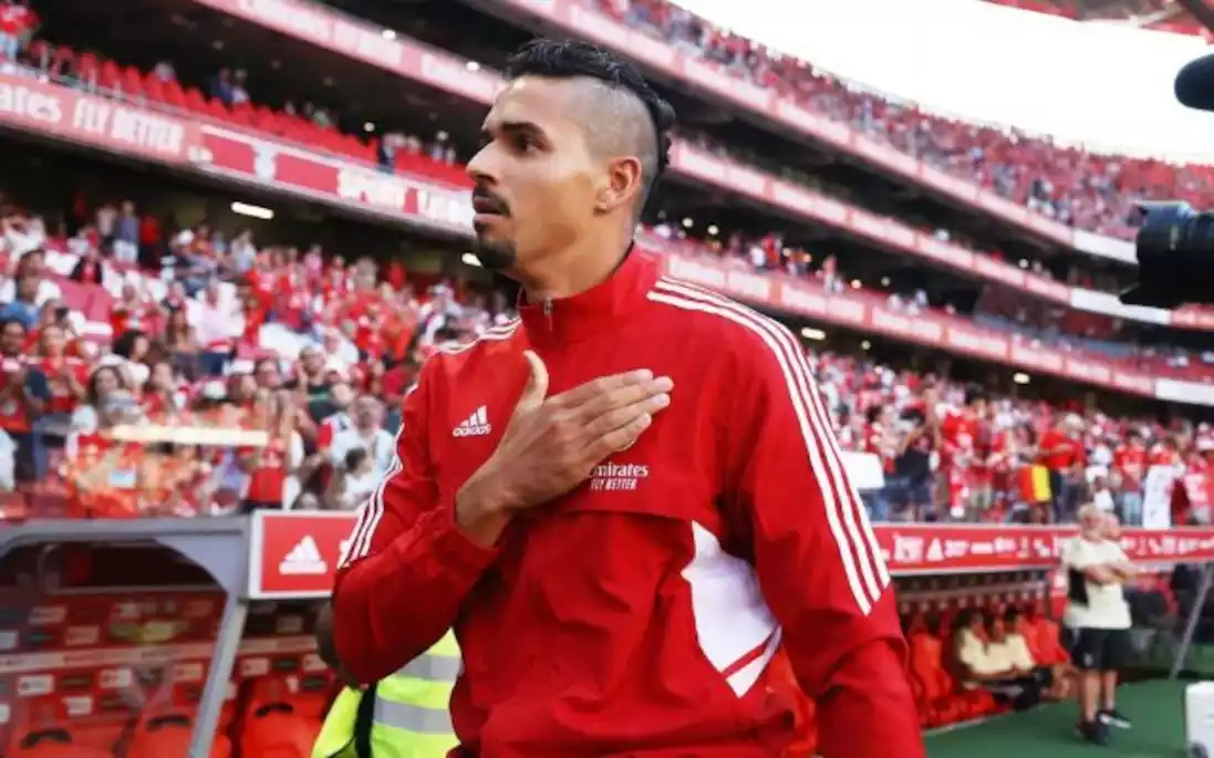 Corinthians Avan A Para Contratar Zagueiro Desejado Pelo Flamengo