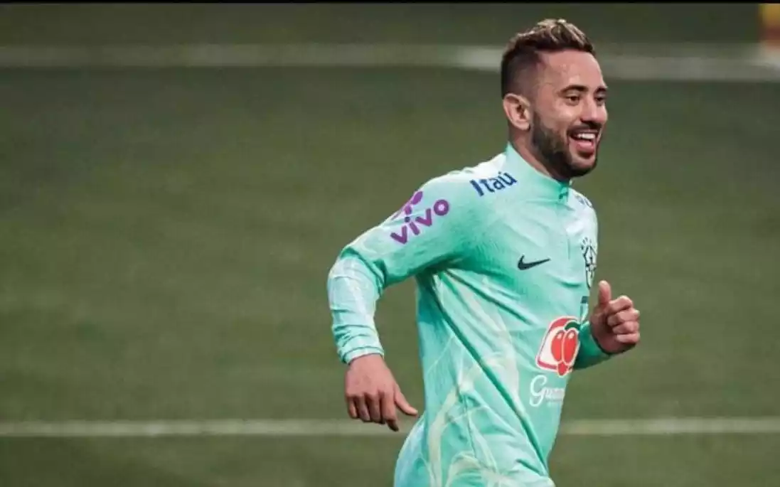 Everton Ribeiro manda recado a fãs após primeiro treino Seleção