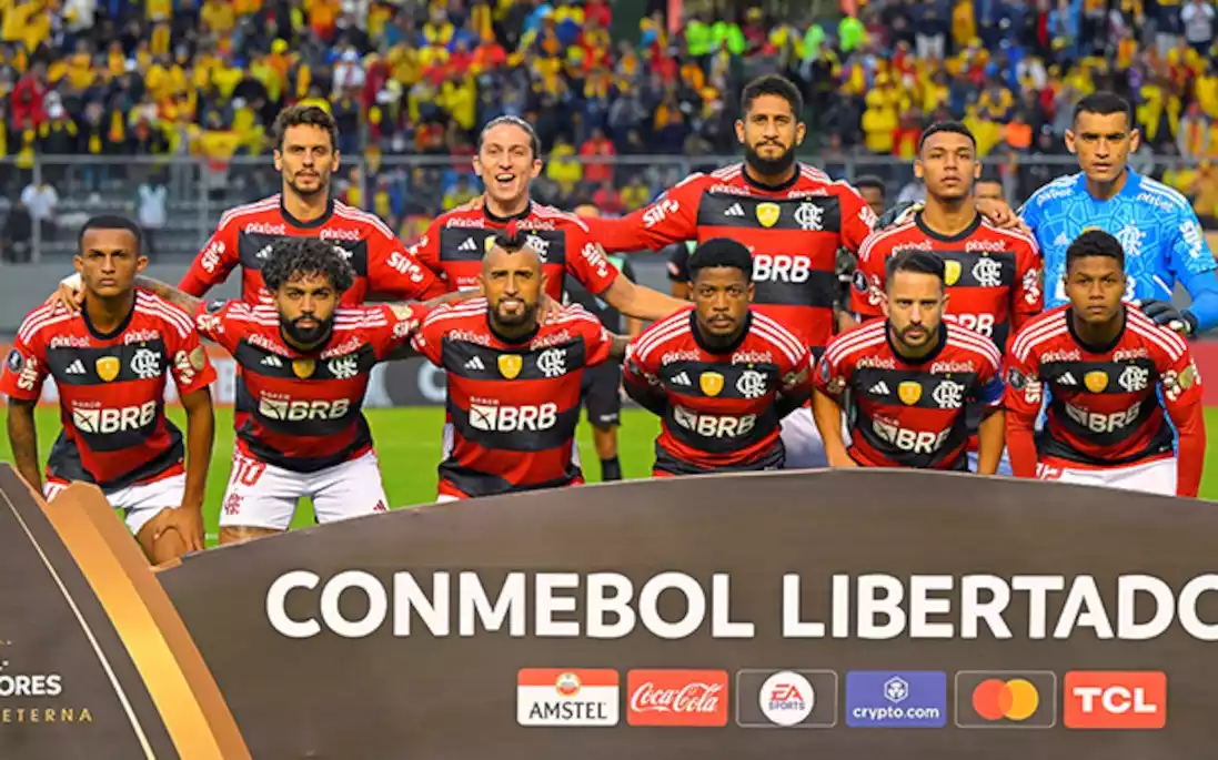 O ATUAL : O TIME DO FLAMENGO-RJ DERROTOU, NA NOITE DE ONTEM, O